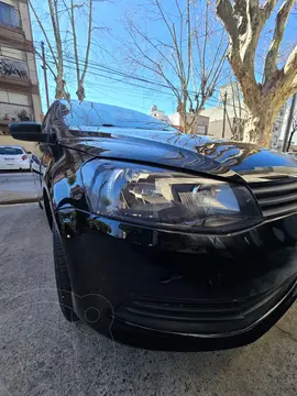 Volkswagen Gol Trend 3P Trendline usado (2015) color Negro precio $13.000.000