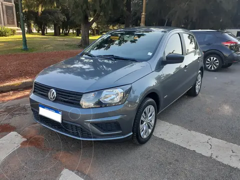 Volkswagen Gol Trend 5P Trendline usado (2020) color Gris precio $15.500.000