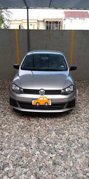 foto Volkswagen Gol Trend 5P Pack I usado (2017) color Gris Spectrus precio $1.332.000