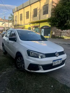Volkswagen Gol Trend 5P Sportline usado (2019) color Blanco precio u$s11.200