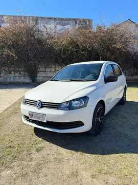 Volkswagen Gol Trend 5P Sportline usado (2016) color Blanco precio $14.000.000