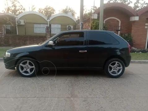 foto Volkswagen Gol 3P 1.6 Power Plus usado (2008) color Negro precio $6.800.000