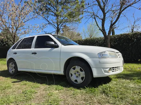 Volkswagen Gol 5P 1.4 Power usado (2012) color Blanco precio $9.000.000