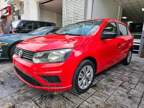 Volkswagen Gol Trendline usado (2020) color Rojo financiado en mensualidades(enganche $44,000 mensualidades desde $6,939)