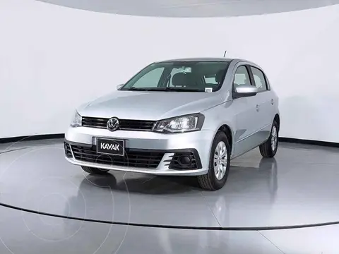 Volkswagen Gol Trendline usado (2017) color Plata precio $187,999