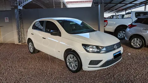foto Volkswagen Golf GOL 1.6 5 P TRENDLINE         L/19 usado (2020) color Blanco precio $4.160.000
