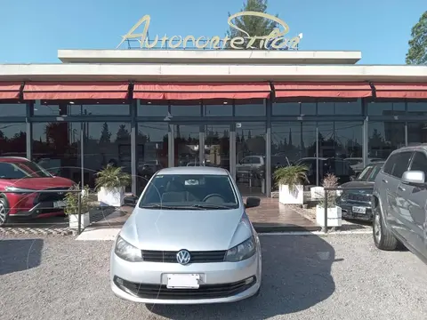 Volkswagen Golf GOL 1.6 3 P TREND L/13 usado (2015) color Gris precio $13.000.000