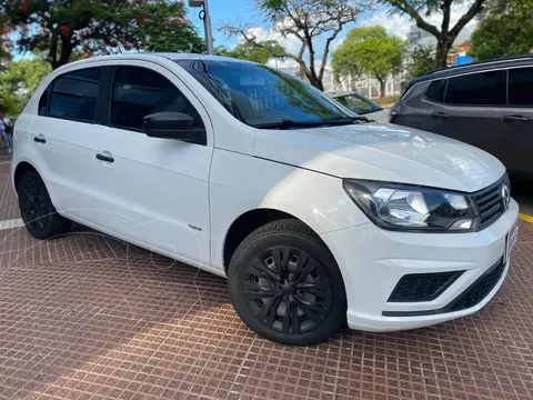 Volkswagen Golf GOL 1.6 5 P TREND usado (2021) color Blanco precio $17.400.000