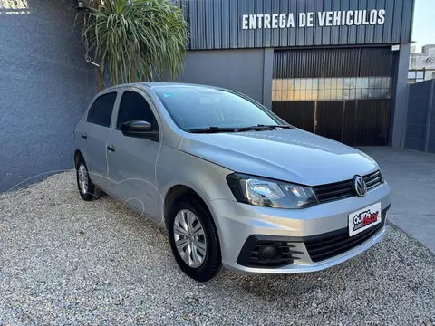 Volkswagen Golf GOL 1.6 3 P TREND L/13 usado (2017) color Gris precio $15.300.000