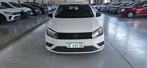 Volkswagen Golf GOL 1.6 5 P TREND usado (2021) color Blanco precio $18.500.000