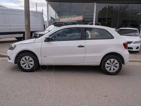 Volkswagen Golf GOL 1.6 3 P TREND L/13 usado (2016) color Blanco precio $13.800.000