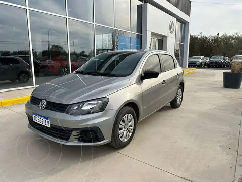 Volkswagen Golf GOL 1.6 3 P TREND L/17 usado (2018) color Gris precio $15.500.000