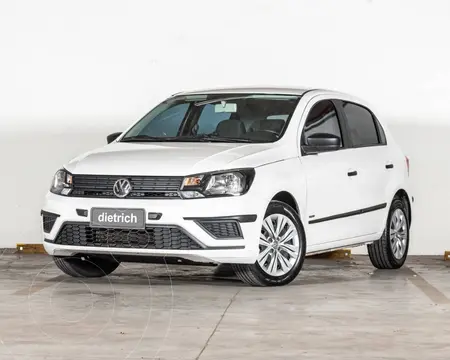 Volkswagen Golf GOL 1.6 5 P TREND usado (2021) color Blanco precio $13.500.000