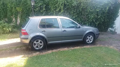 Volkswagen Golf 5P 1.6 Advance usado (2005) color Gris Urbano precio $7.500.000