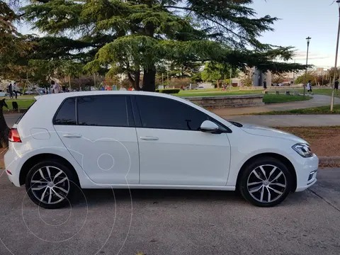 Volkswagen Golf 5P 1.4 TSi Highline DSG usado (2018) color Blanco precio u$s25.000