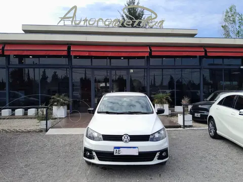 Volkswagen Golf GOL 1.6 3 P TREND L/13 usado (2017) color Blanco precio $12.000.000