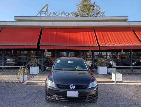Volkswagen Golf GOL 1.6 5 P TREND usado (2011) color Negro precio u$s9.000