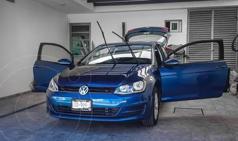 Volkswagen Golf Comfortline 2.0L usado (2016) color Azul precio $205,000