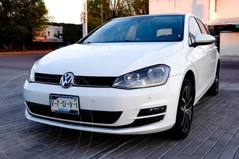 Volkswagen Golf 1.4 T usado (2015) color Blanco precio $260,000