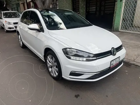 Volkswagen Golf Comfortline DSG usado (2020) color Blanco precio $320,000