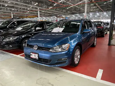 Volkswagen Golf Comfortline usado (2016) color Azul Noche financiado en mensualidades(enganche $87,000 mensualidades desde $7,500)