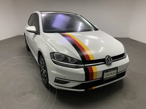 Volkswagen Golf Highline DSG usado (2020) color Blanco financiado en mensualidades(enganche $70,000 mensualidades desde $10,800)