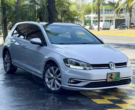 Volkswagen Golf Comfortline DSG usado (2018) color Blanco precio $265,000