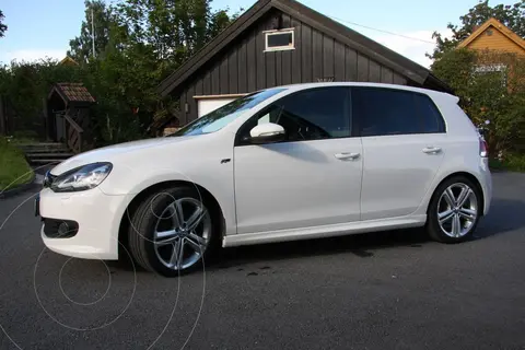 Volkswagen Golf 1.6 usado (2010) color Blanco precio u$s3.800