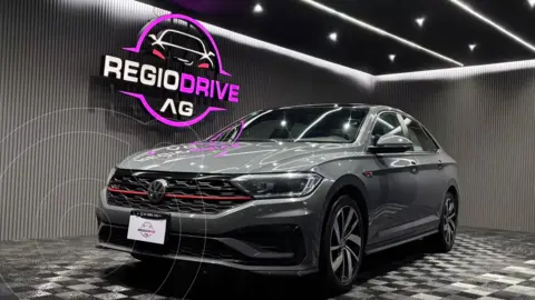 Volkswagen Jetta GLI 2.0T DSG usado (2019) color Gris precio $414,900