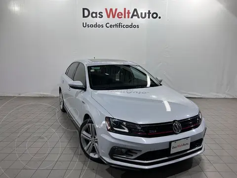 Volkswagen Jetta GLI 2.0T DSG usado (2017) color Blanco precio $359,000
