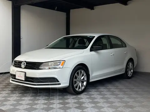 Volkswagen Jetta GLI 2.0T usado (2017) color Blanco precio $215,000