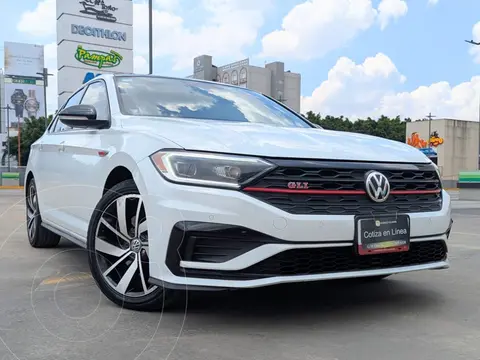 Volkswagen Jetta GLI 2.0T DSG usado (2021) color Blanco precio $410,000
