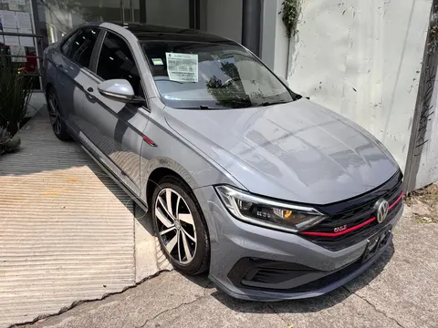 Volkswagen Jetta GLI 2.0T DSG usado (2019) color Gris financiado en mensualidades(enganche $122,497)