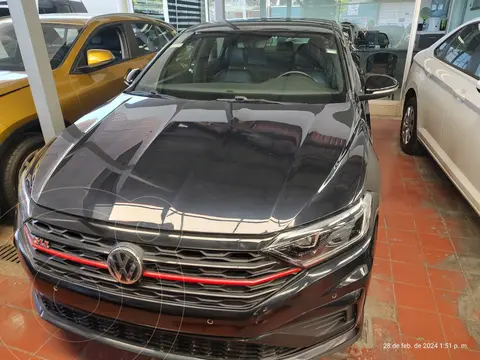 Volkswagen Jetta GLI 2.0T DSG usado (2019) color Negro financiado en mensualidades(enganche $92,000 mensualidades desde $12,776)