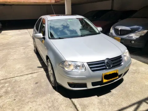 Volkswagen Jetta Trendline usado (2013) color Plata precio $33.990.000