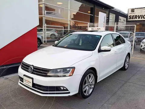 Volkswagen Jetta Sportline Tiptronic usado (2018) color Blanco precio $339,900