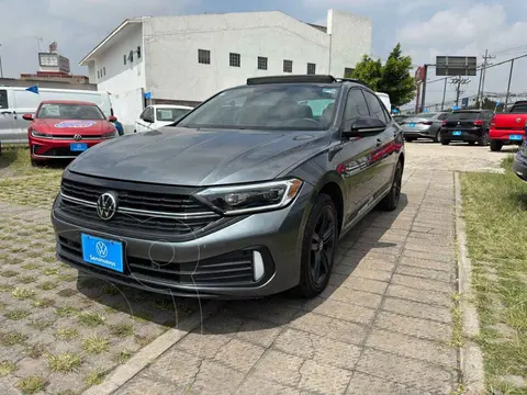 Volkswagen Jetta Sportline usado (2023) color Gris precio $439,000