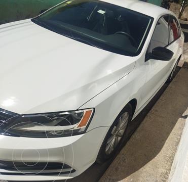 Volkswagen Jetta 2.0 Tiptronic usado (2016) color Blanco precio $185,000