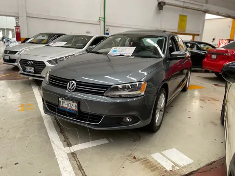 Volkswagen Jetta Sport usado (2012) color Gris Platino precio $185,000