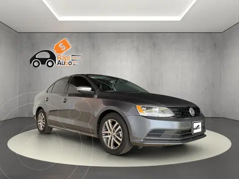Volkswagen Jetta 2.0 Tiptronic usado (2016) color Gris precio $197,300