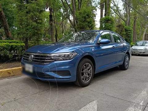 Volkswagen Jetta Trendline Tiptronic usado (2019) color Azul precio $267,999