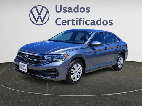 Volkswagen Jetta Trendline usado (2024) color Gris precio $370,900