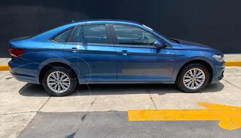 Volkswagen Jetta Comfortline usado (2019) color Azul precio $315,000