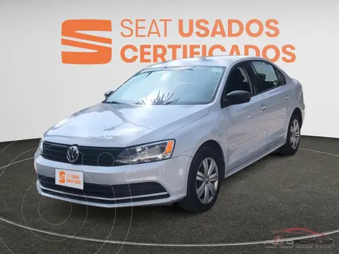 Volkswagen Jetta 2.0L MT 4L 115 HP usado (2018) color Plata Blanco financiado en mensualidades(enganche $46,816 mensualidades desde $6,090)