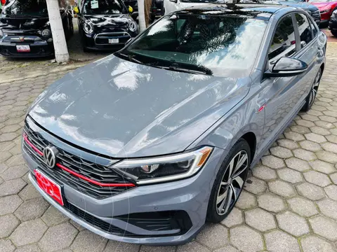 Volkswagen Jetta GLi Aut usado (2021) color Gris precio $477,000