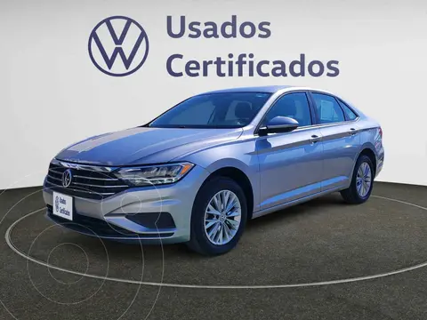 Volkswagen Jetta Comfortline usado (2021) color Plata precio $320,900