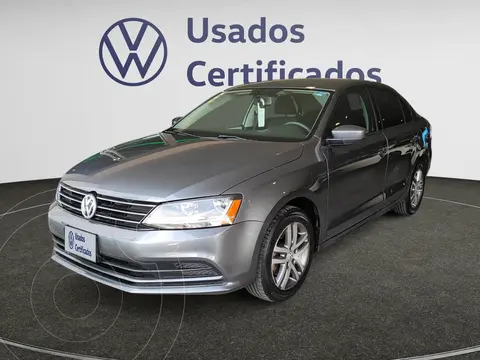 Volkswagen Jetta Trendline usado (2018) color Gris financiado en mensualidades(enganche $73,820 mensualidades desde $5,647)