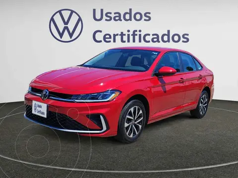 Volkswagen Jetta Comfortline usado (2025) color Rojo precio $420,900