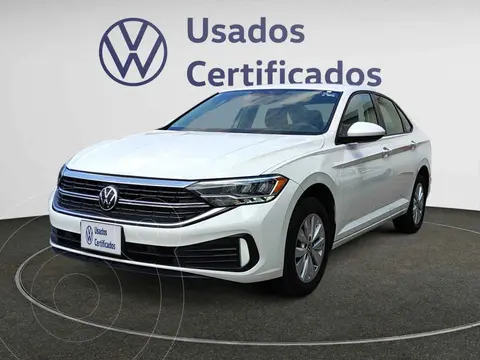 Volkswagen Jetta Comfortline usado (2024) color Blanco financiado en mensualidades(enganche $107,638 mensualidades desde $8,234)