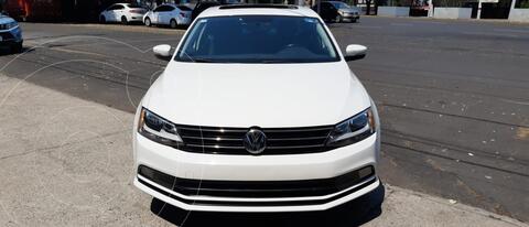 Volkswagen Jetta Sportline usado (2016) color Blanco precio $270,000